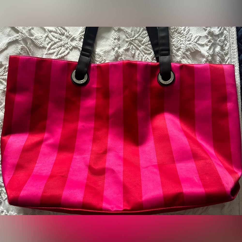 Large pink and red Victoria’s Secret tote bag with black handles - Picture 3 of 5